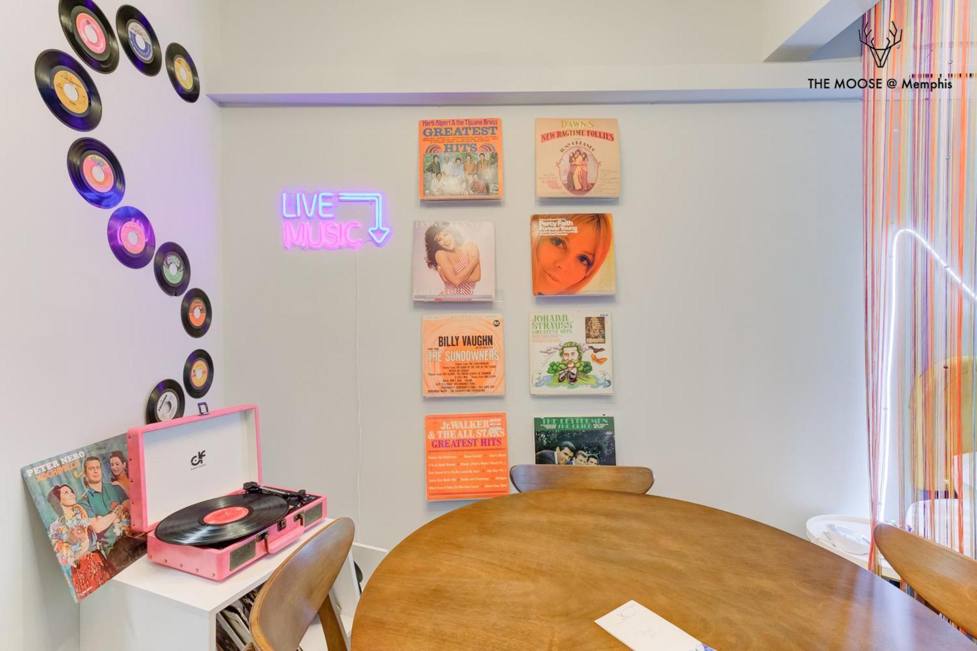 The Moose #10 - Stylish Loft With King Bed, Free Parking & Wi-Fi Leilighet Memphis Eksteriør bilde
